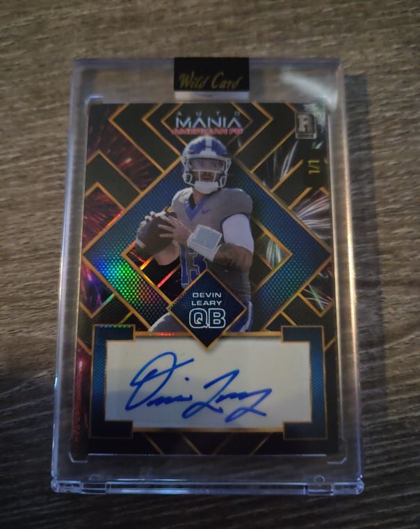 2024 Wild Card Auto Mania #AMASQ-DL Devin Leary — front