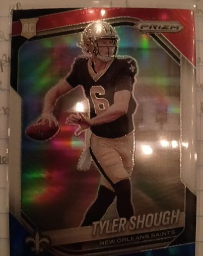 2025 Panini Prizm #327 Tyler Shough — front