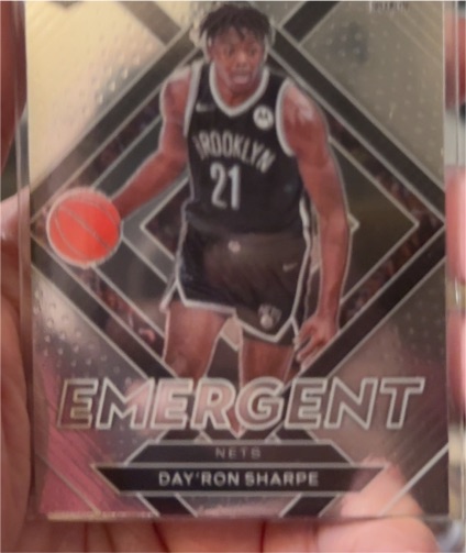 2021-22 Panini Prizm Emergent #27 Day'Ron Sharpe — front