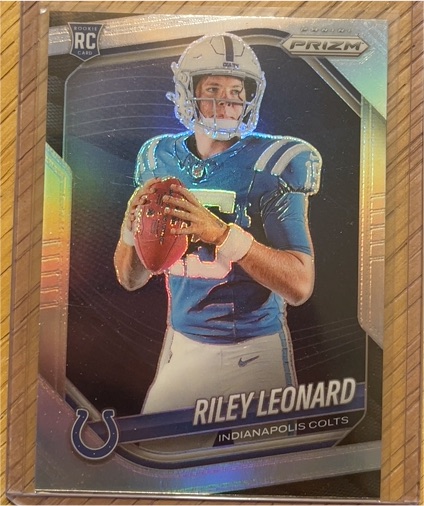 2025 Panini Prizm #416 Riley Leonard — front