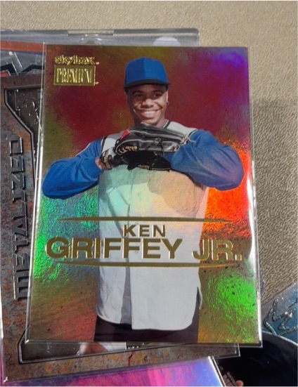 2021 Skybox Metal Universe Champions #S-21 Ken Griffey Jr. Skybox Premium — front