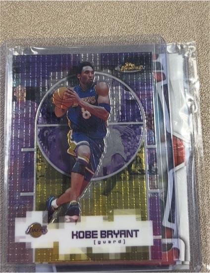 2000-01 Topps Finest #8 Kobe Bryant — front