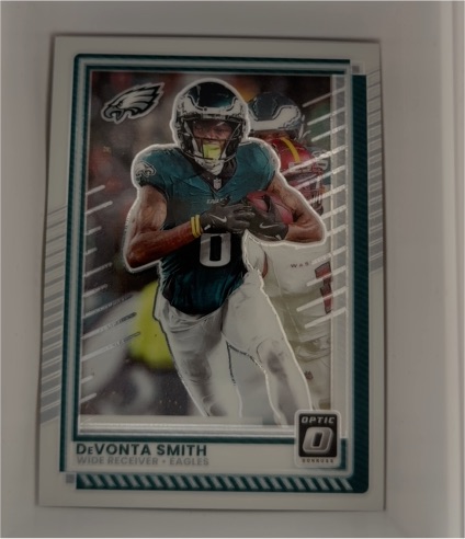 2025 Panini Donruss Optic #28 DeVonta Smith Philadelphia Eagles — front