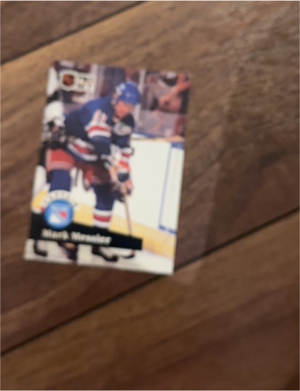 1991 Pro Set Platinum #81 Mark Messier — front