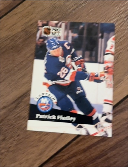 1991-92 Pro Set #152 Patrick Flatley — front