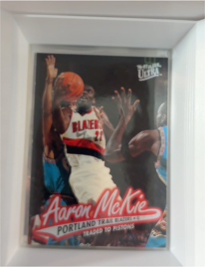 1996-97 Fleer Ultra #236 Aaron McKie — front
