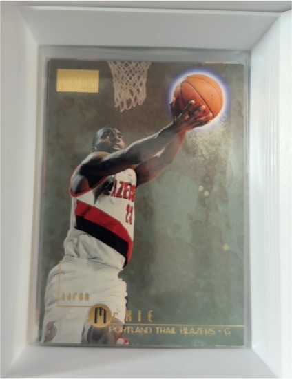 1996-97 Skybox Premium #93 Aaron McKie — front