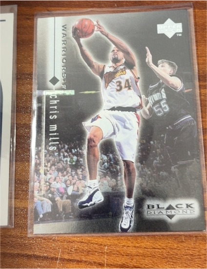 1998-99 Upper Deck Black Diamond #37 Chris Mills — front