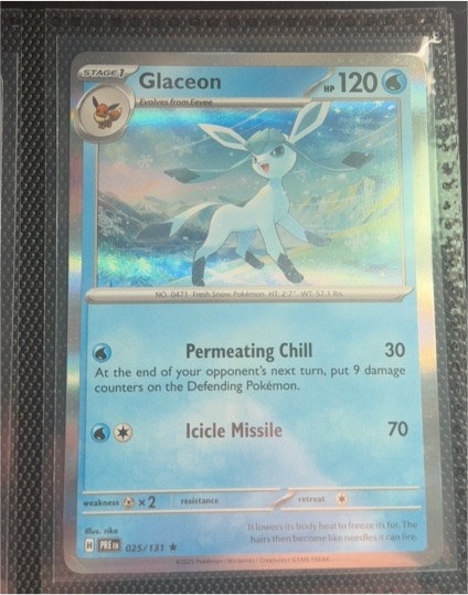 2022 Pokémon SV: Prismatic Evolutions #025 Glaceon — front