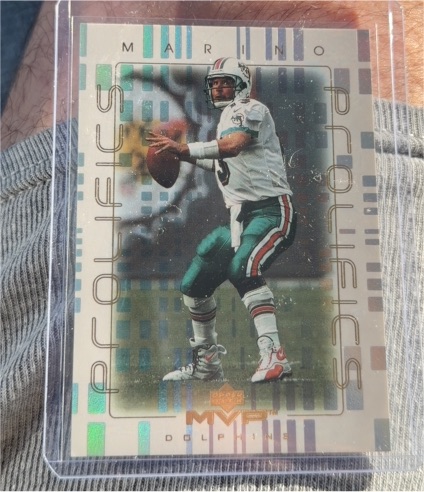 2000 Upper Deck MVP Prolifics #P6 Dan Marino — front