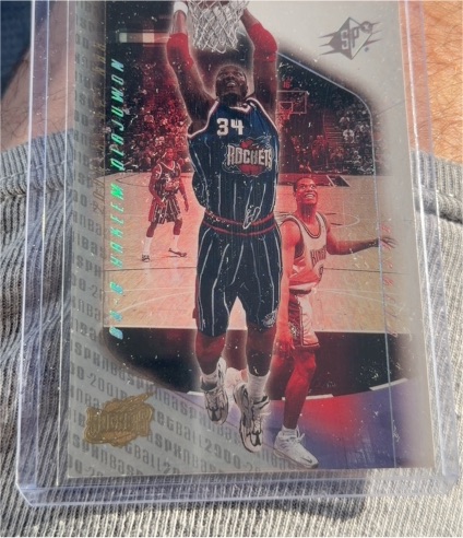 2000-01 SPx #28 Hakeem Olajuwon — front