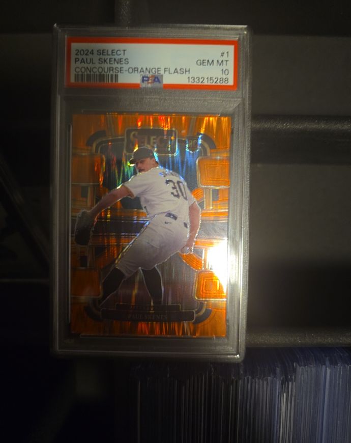 2024 Panini Select #1 Paul Skenes Concourse Orange Flash — front
