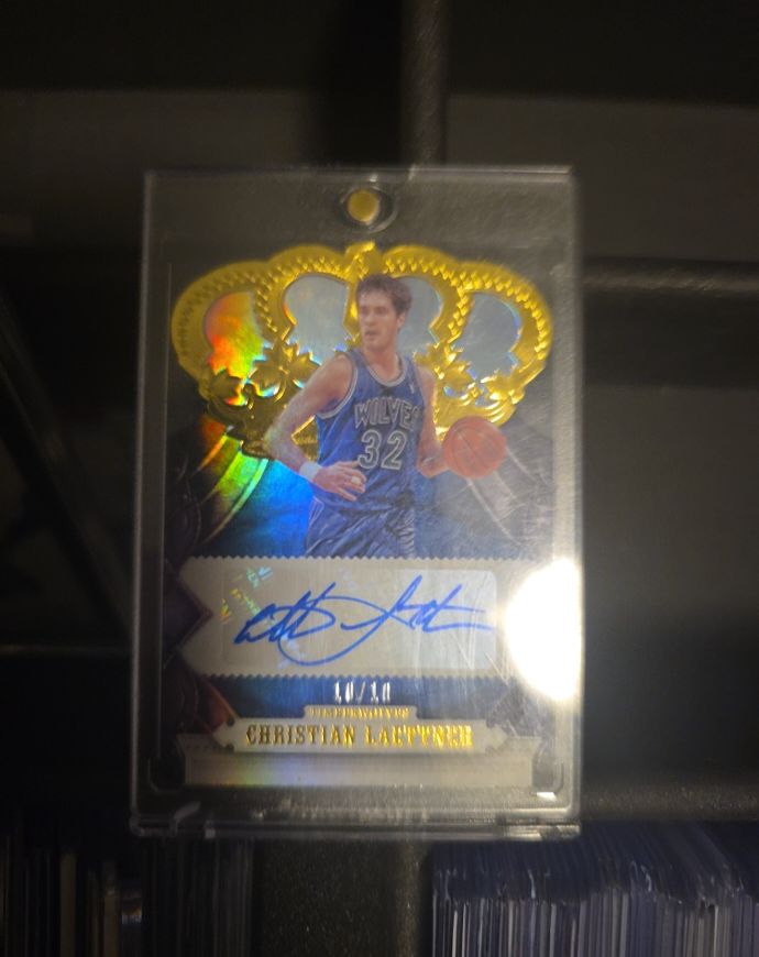 2017-18 Panini Crown Royale #CA-CLT Christian Laettner — front