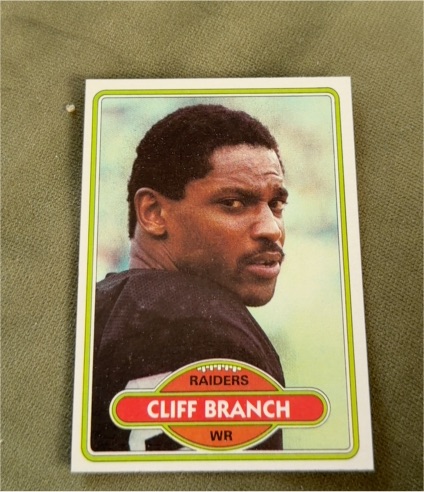1980 Topps #85 Cliff Branch — front