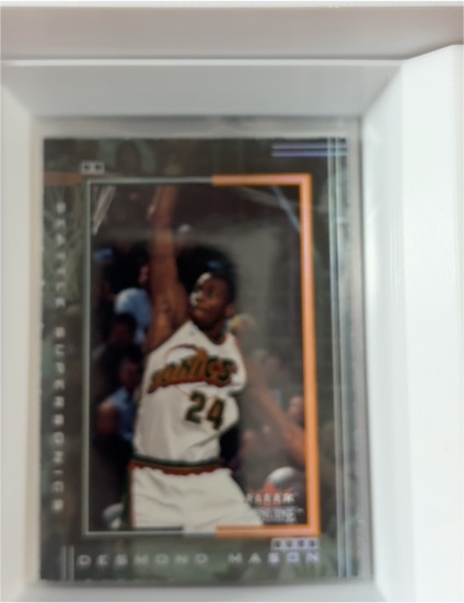2001-02 Fleer Genuine #84 Desmond Mason — front