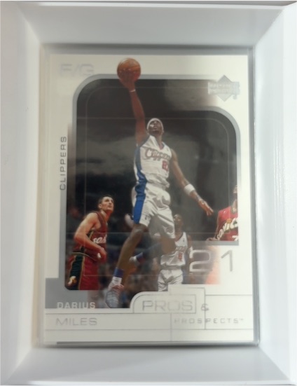 2001-02 Upper Deck Pros & Prospects #35 Darius Miles — front