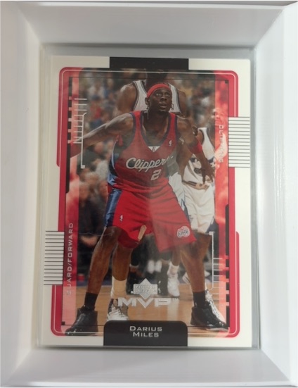 2001-02 Upper Deck MVP #71 Darius Miles — front