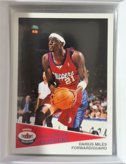 2001-02 Fleer Shoebox #146 Darius Miles — front