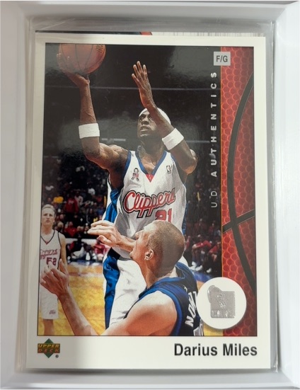 2002-03 Upper Deck UD Authentics #11 Darius Miles — front