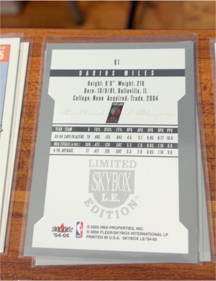 2004 Skybox Limited Edition #61 Darius Miles — front