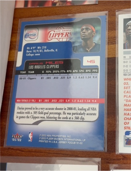 2001-02 Fleer Skybox NBA Jersey Focus #45 Darius Miles — front
