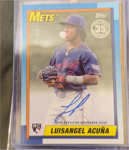 2025 Topps Update #90AU-LA Luisangel Acuña — front