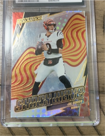 2025 Panini Revolution #30 Joe Burrow Shockwave — front