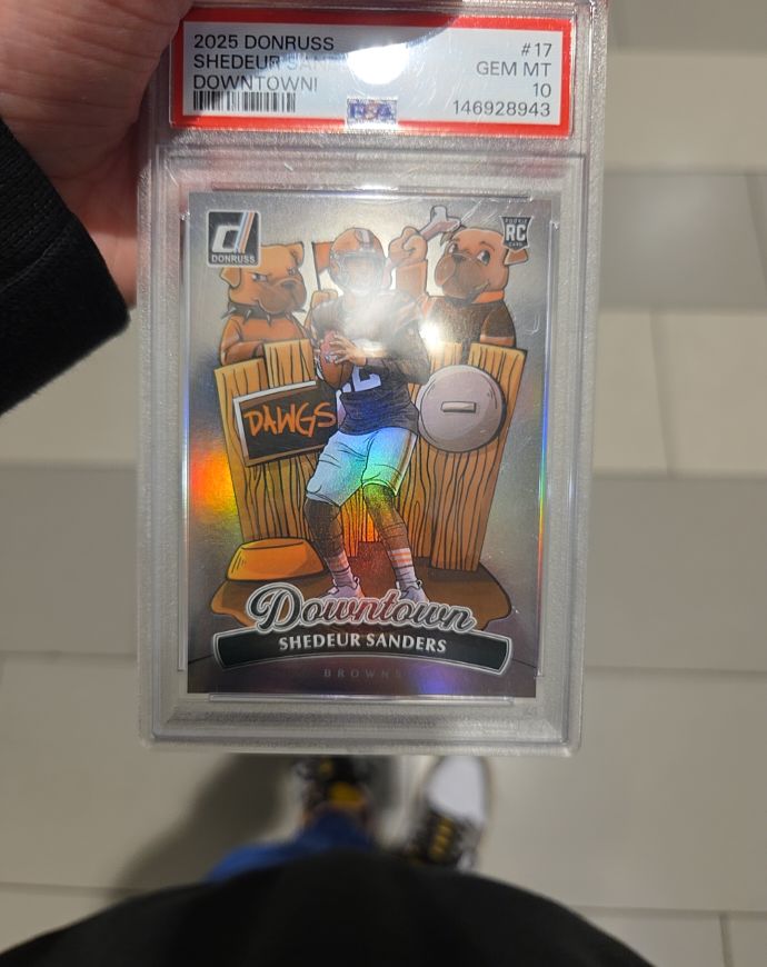2025 Donruss Downtown #17 Shedeur Sanders — front