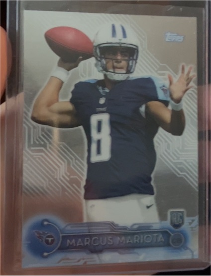 2015 Topps Chrome Holiday Mega Box #2 Marcus Mariota Rookie RC — front