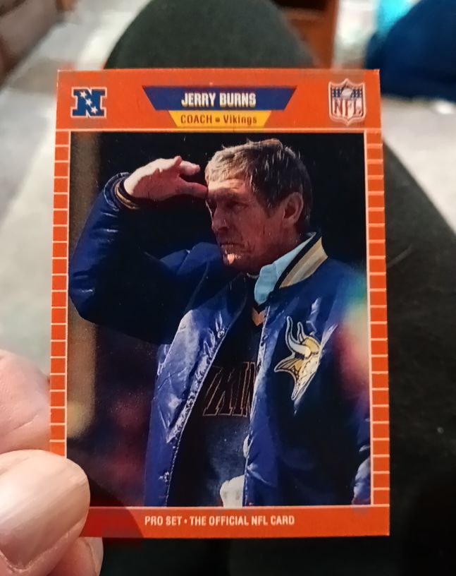 1989 Pro Set #243 Jerry Burns — front