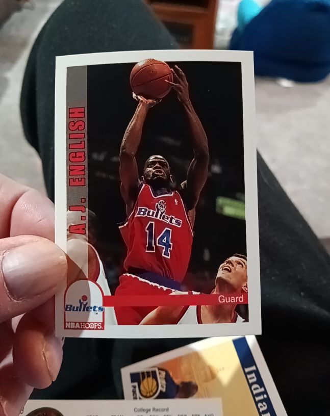 1992-93 NBA Hoops #234 A.J. English — front