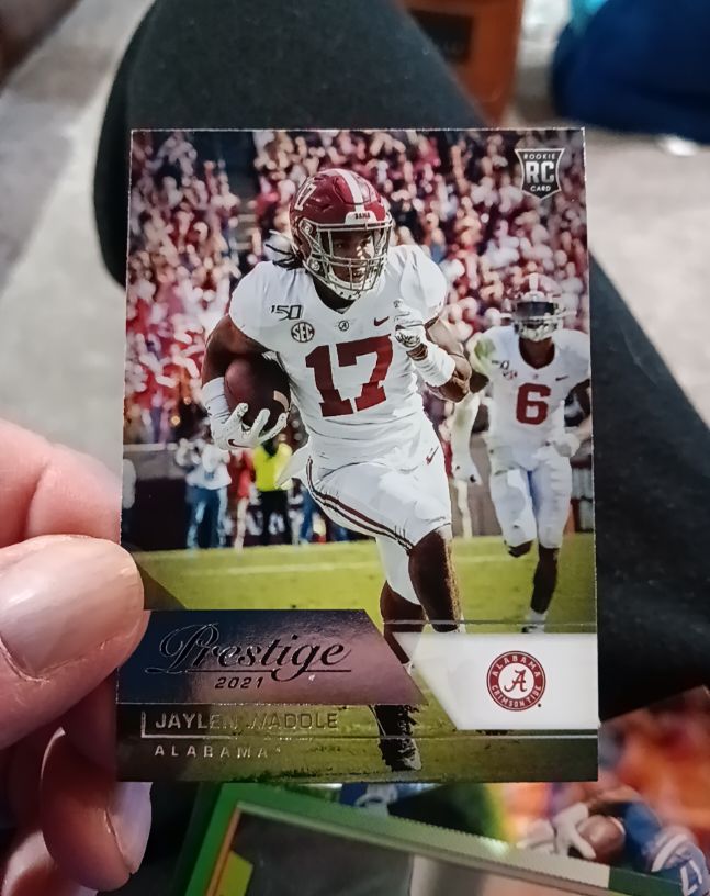 2021 Panini Chronicles Draft Picks Prestige #85 Jaylen Waddle — front