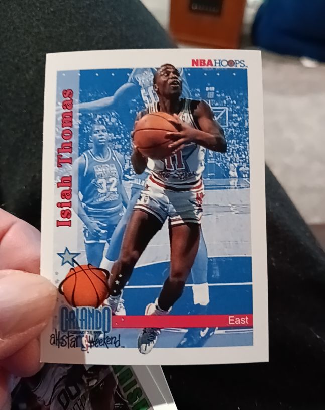 1992 NBA Hoops #303 Isiah Thomas — front