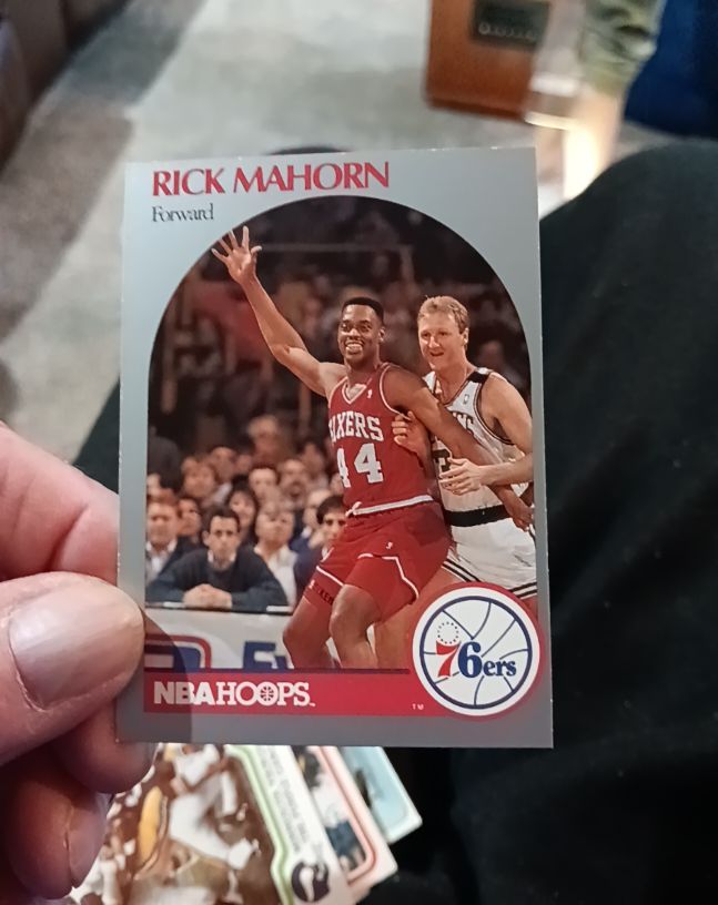 1990 NBA Hoops #230 Rick Mahorn — front