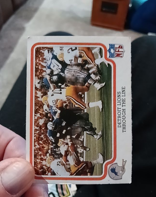 1979 Fleer Team Action #17 Through the Line Bussey — front