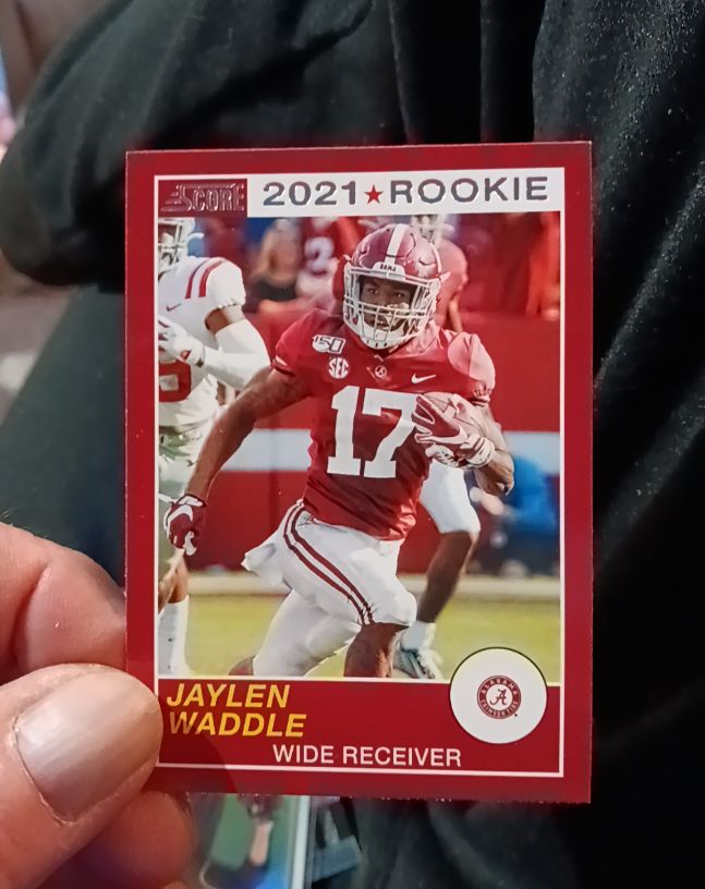 2021 Panini Chronicles Draft Picks Score #64 Jaylen Waddle — front
