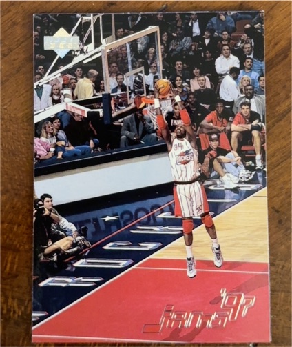 1997-98 Upper Deck #145 Hakeem Olajuwon — front