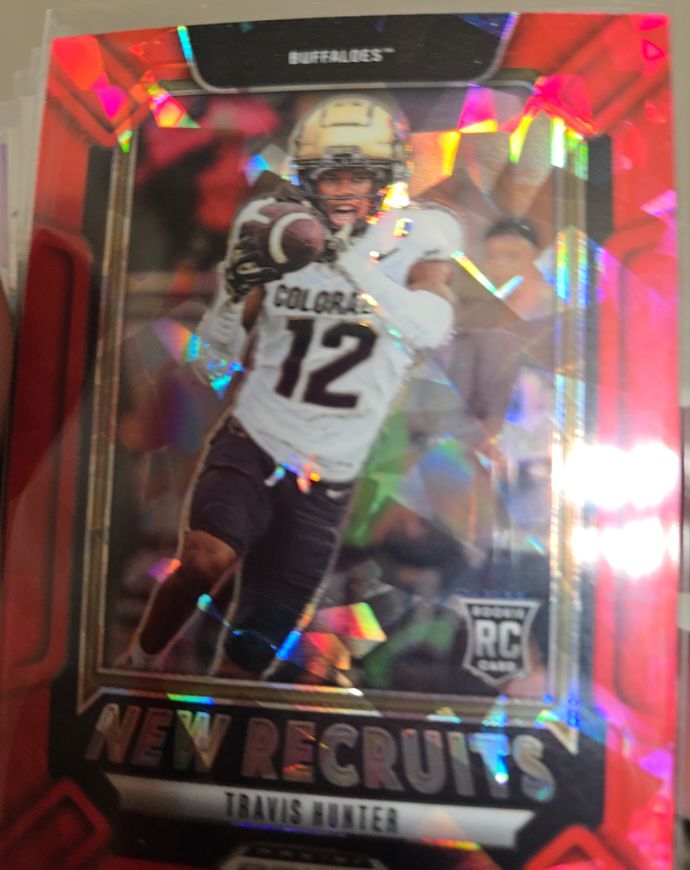 2025 Panini Prizm Draft Picks #5 Travis Hunter New Recruits Red Ice Prizm Rookie Card — front