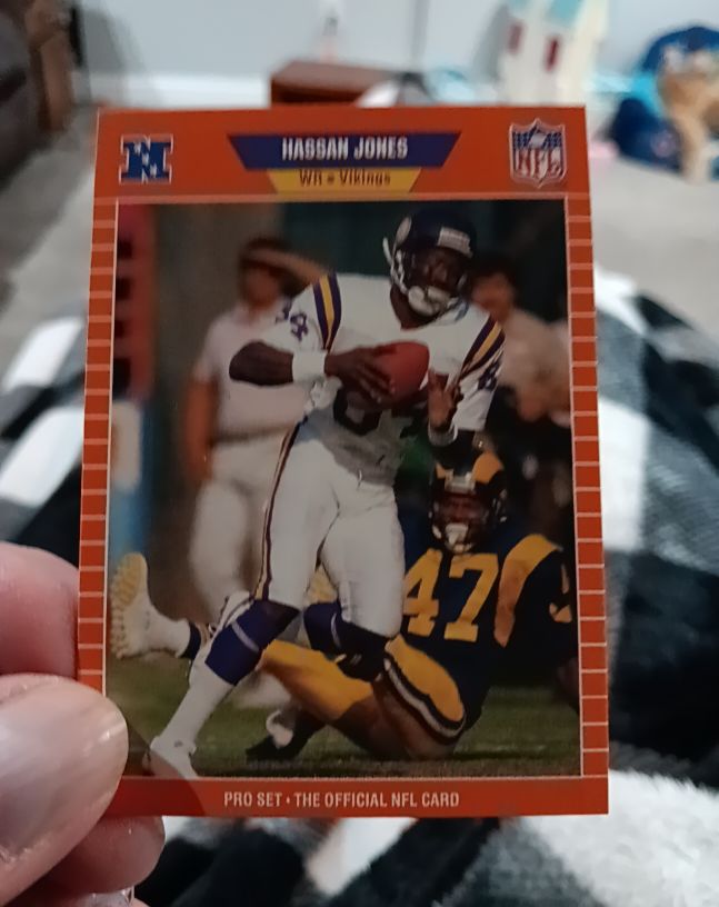 1989 Pro Set #230 Hassan Jones — front