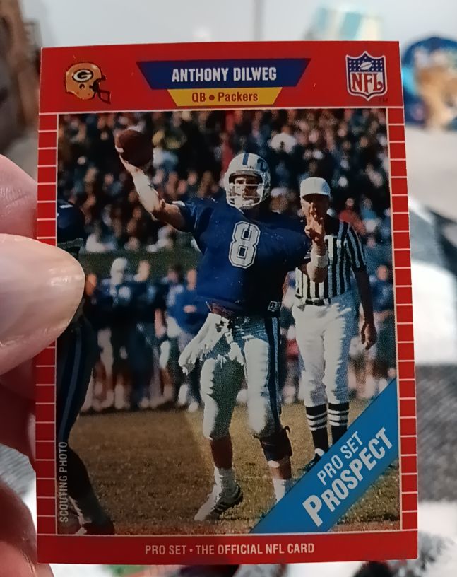1989 Pro Set #523 Anthony Dilweg — front