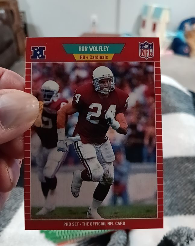 1989 Pro Set #340 Ron Wolfley Phoenix Cardinals — front