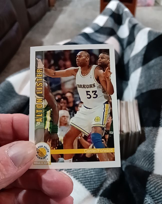 1992-93 NBA Hoops #76 Alton Lister — front