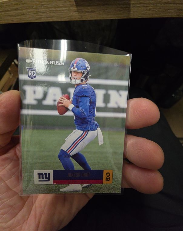 2025 Panini Donruss Retro 2005 #R05-JXD Jaxson Dart Rookie — front