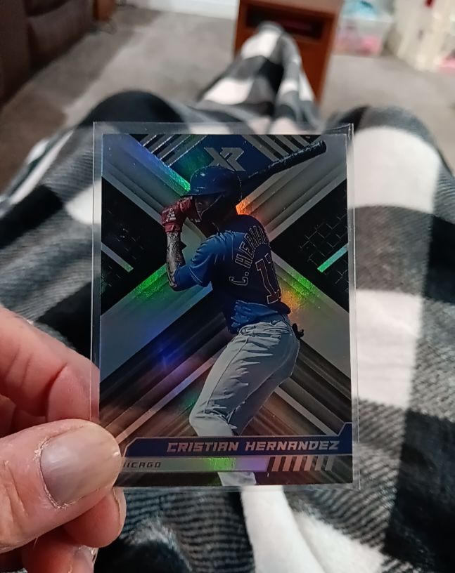2023 Panini Chronicles XR #9 Cristian Hernandez — front