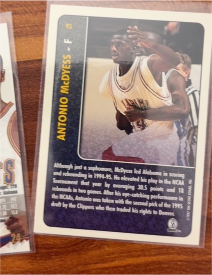 1995 Skybox #95 Antonio McDyess — front