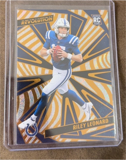 2025 Panini Revolution #237 Riley Leonard — front