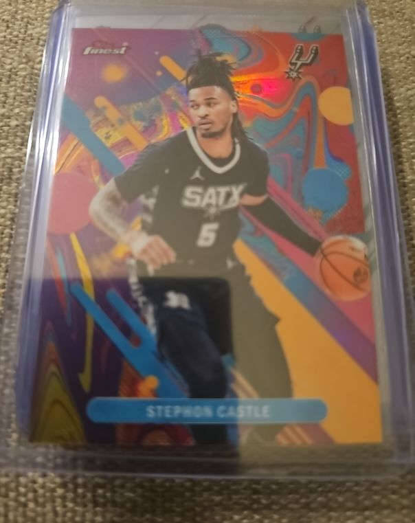 2025-26 Topps Finest #100 Stephon Castle — front