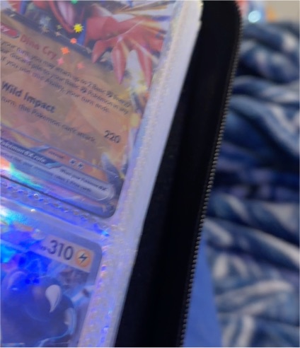 2022 Pokémon TCG Sword & Shield Chilling Reign #072 Zapdos V — front