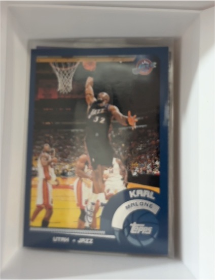 2002-03 Topps #32 Karl Malone — front