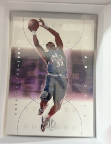 2000-01 Upper Deck SP Authentic #82 Karl Malone — front